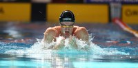 Cameron van der Burgh qualifies for the 100m breaststroke final on the night day of the 16th FINA World Championships in Kazan