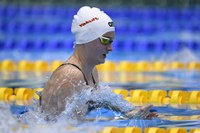 Van Niekerk jumps at second chance to book spot in 50m breaststroke final